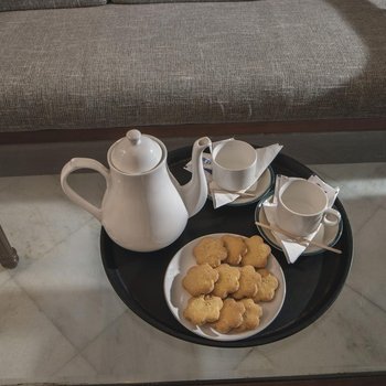 Swaroop Vilas - Lake Facing Boutique Hotel