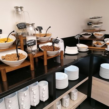 瓦茨拉夫廣場EA公寓酒店