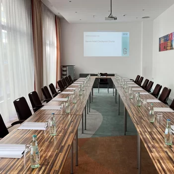 柏林檢查站查理精選酒店