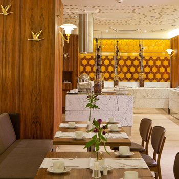 Crown Hotel St. Petersburg