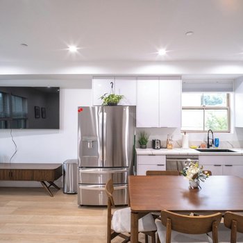 Stylish Private Room by Downtown LA