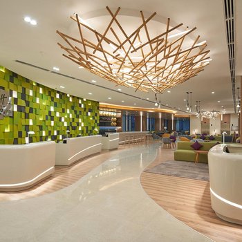 Holiday Inn & Suites Saigon Airport