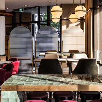 Mantra 2 Bond Street Sydney