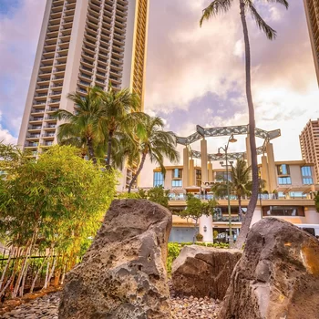 Hyatt Regency Waikiki Beach Resort & Spa