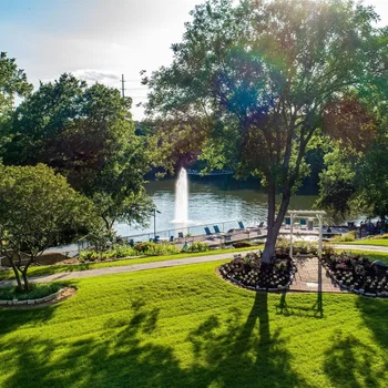 DFW 湖行政會議中心希爾頓大酒店