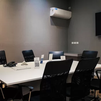 Howard Johnson Plaza by Wyndham Buenos Aires Florida Street