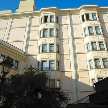 Grand Visconti Palace