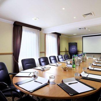 Macdonald Norwood Hall Hotel