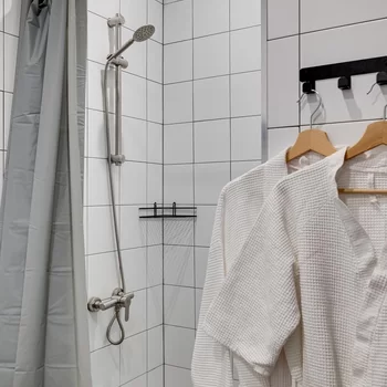 七山特魯布納亞酒店