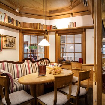 HI Hotel International Hamburg