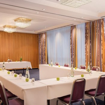 HI Hotel International Hamburg