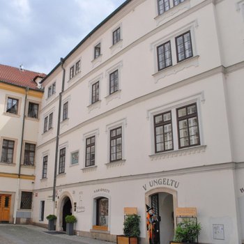 邁特默非斯酒店