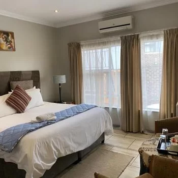 Africa Footprints Lodge Kempton Park