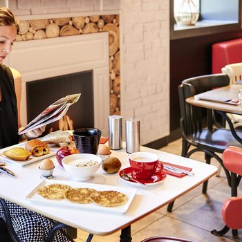 宜必思里昂傑蘭匯流博物館酒店