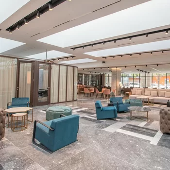 Hotel Giralda Center