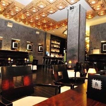 OYO時代廣場酒店