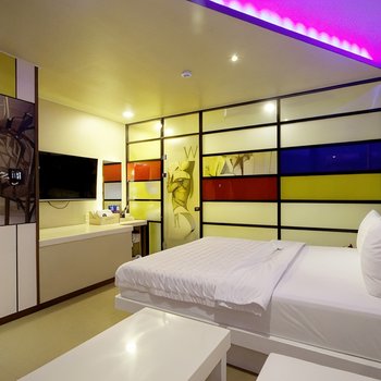 Chilgok Palgongsan W Drive-IN