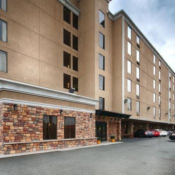 Best Western Plus Newark Airport West