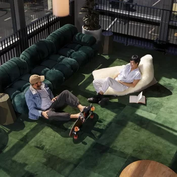 奧克蘭Lylo酒店, EVT旗下