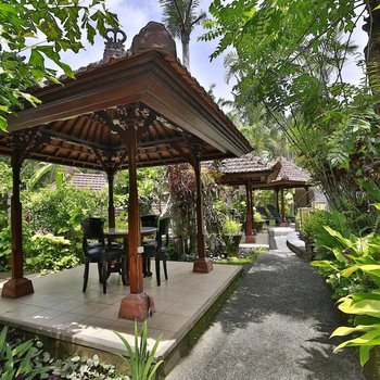 巴厘島斯普利特酒店及溫泉