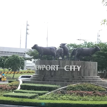 101 Newport Condo Across the Airport