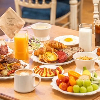 February Dongseong-ro The Signature