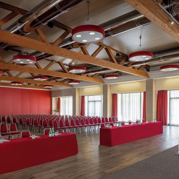 米蘭菲拉博覽中心烏納酒店