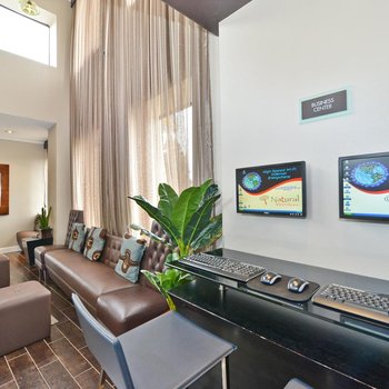 Best Western Plus Newark Airport West