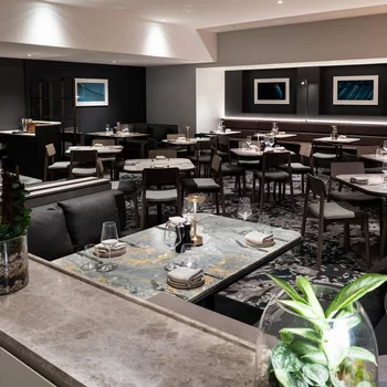 奧克蘭皇冠假日酒店