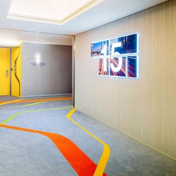 首爾江南大使宜必思尚品酒店