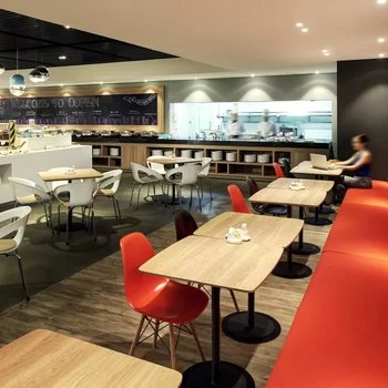 宜必思西貢機場酒店