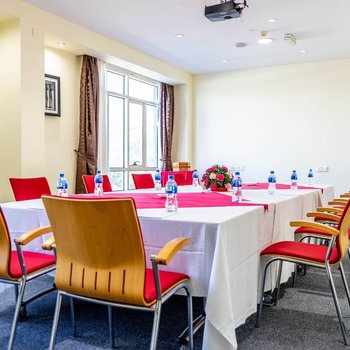 Holiday Inn Dar ES Salaam City Centre