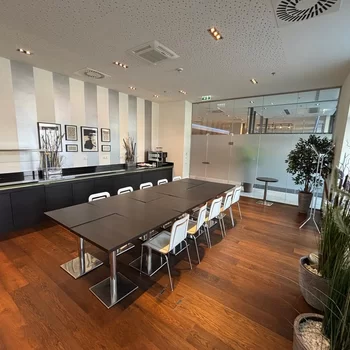 Leonardo Hotel Vienna Hauptbahnhof