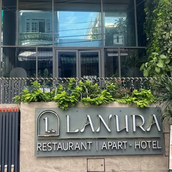 Lanura公寓酒店 by Zuzu