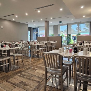 維多利亞套房酒店