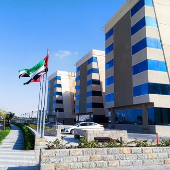 VOGO Grand Hotel - Formerly Best Western Plus Hotel Academic City