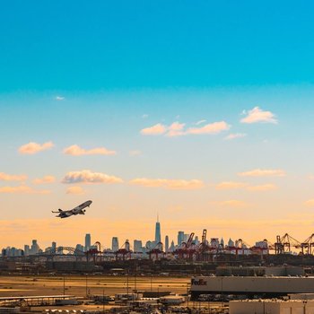 紐瓦克國際機場皇冠假日酒店