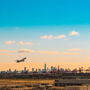 紐瓦克國際機場皇冠假日酒店