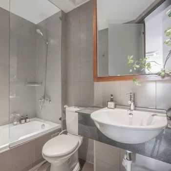 Express by M Village Thach Thi Thanh