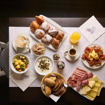 里沃利精品酒店