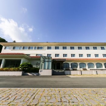 Palgong Emillia Hotel