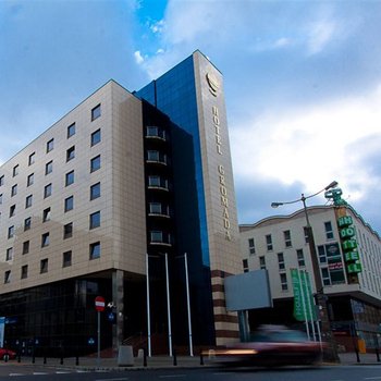 格羅馬達華沙中心酒店