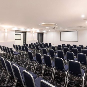 Mercure Perth on Hay