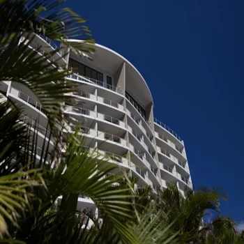 Broadbeach Savannah Resort