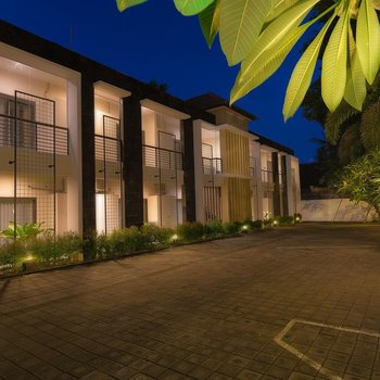 羅維納帕瑪薩利度假村