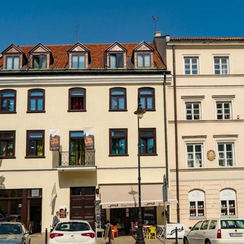 外出老城青年旅館