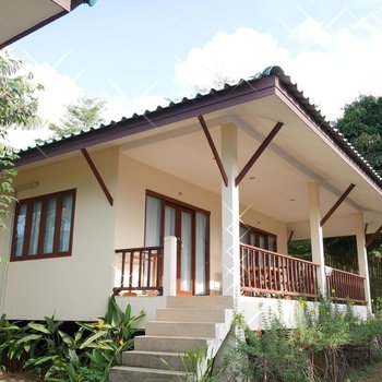 Three Trees Samui Resort - Sarocha Villa