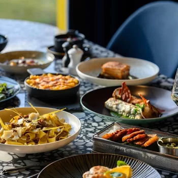 雅高芮族-布達佩斯體育場酒店