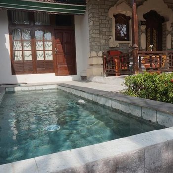 巴厘島塔曼海灘度假村及水療中心-羅威那