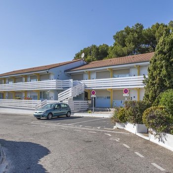 Campanile NATURE - Marseille Saint-Antoine